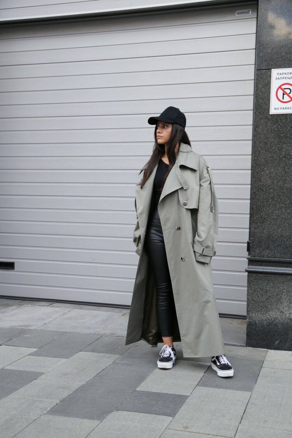 Trench coat in olive color