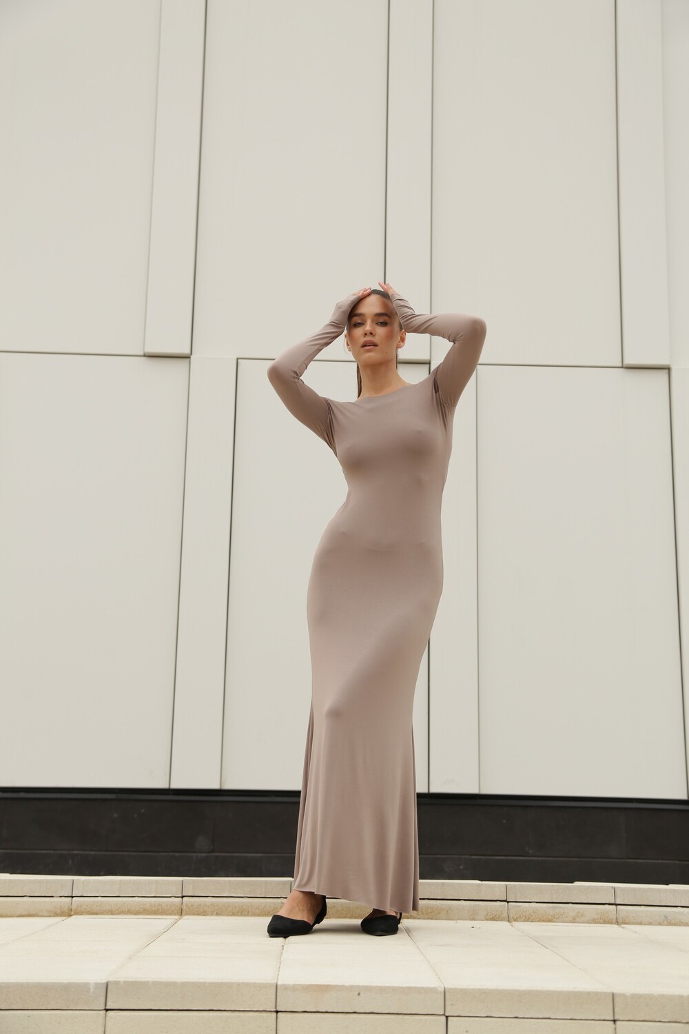 Beige fitted dress