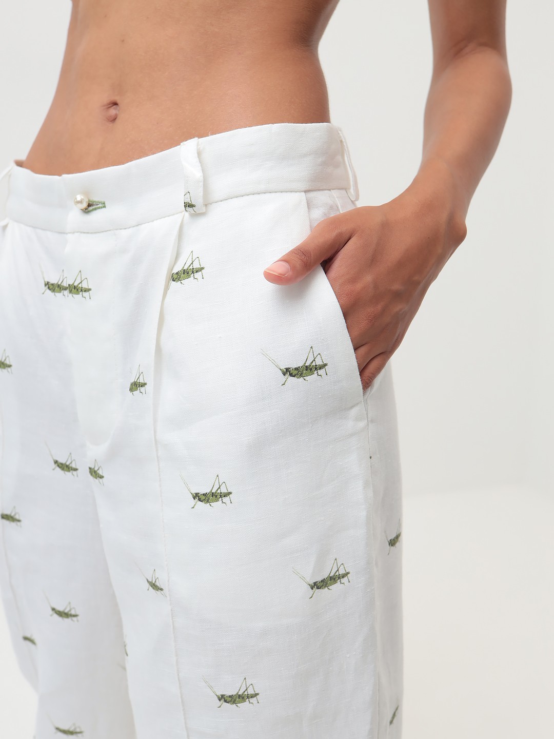 Grasshopper pants